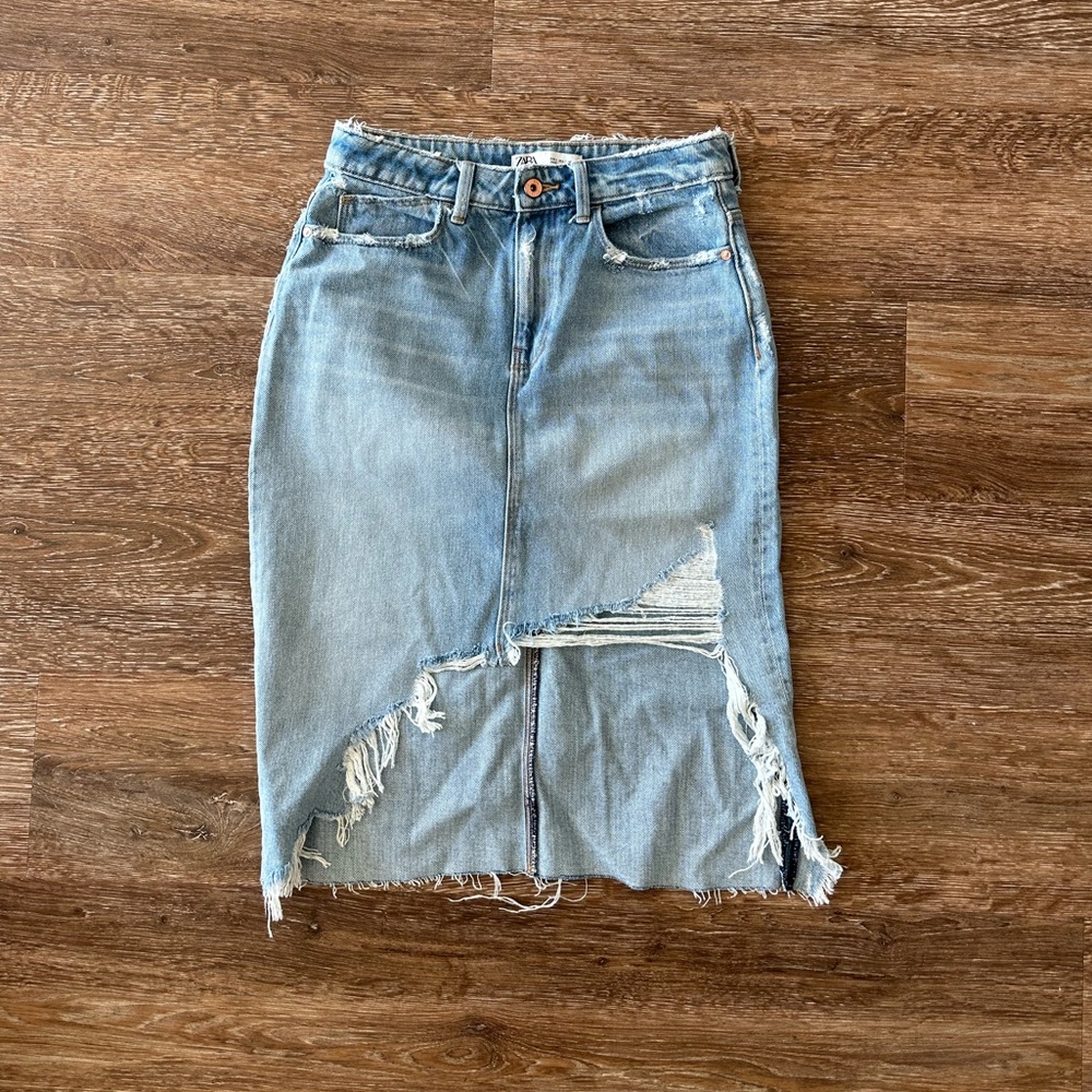Zara 
Distressed Denim Skirt